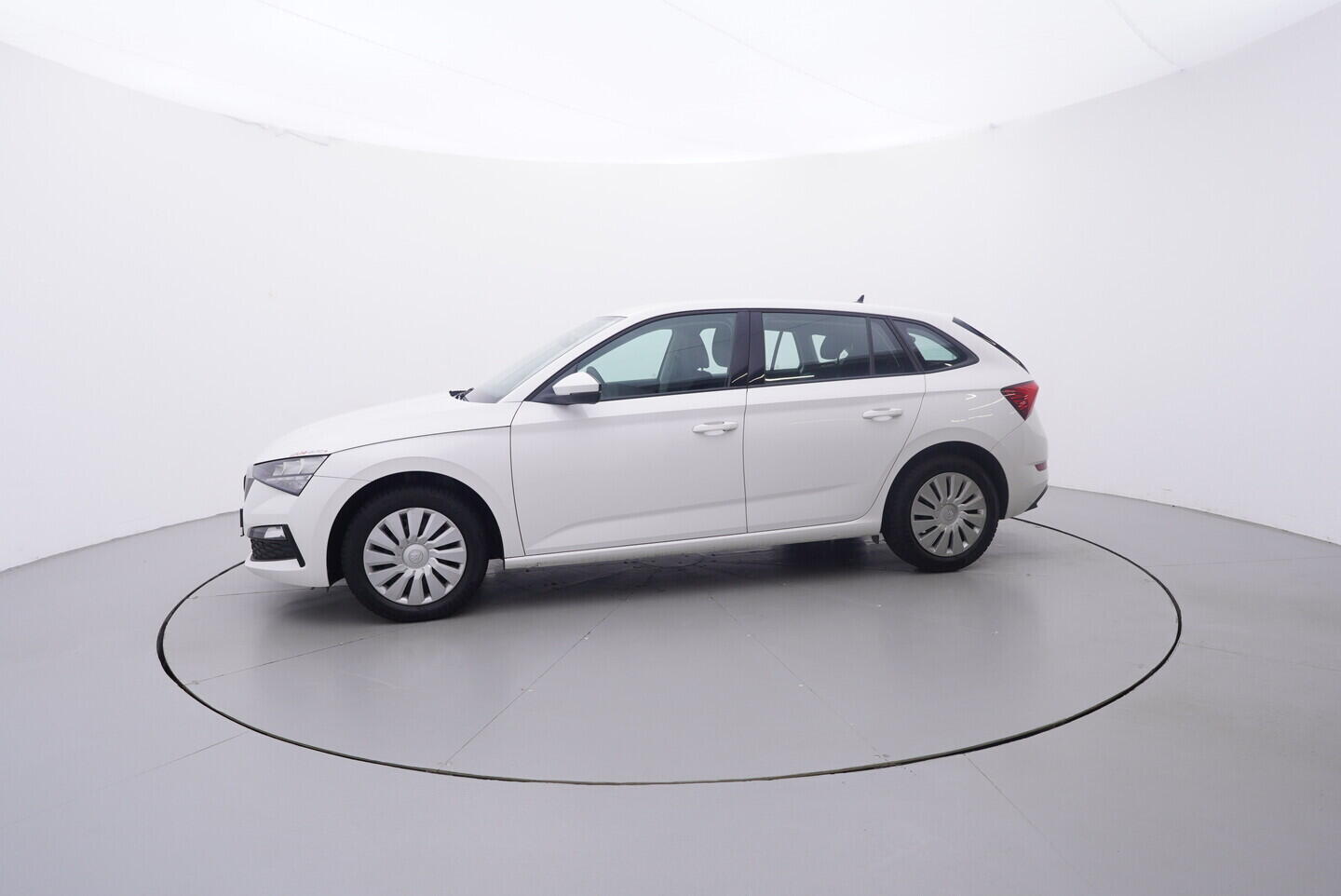 OV190V10677_11.webp_SCALA Ambition 1.0 TSI 70 kW manuál, DPH