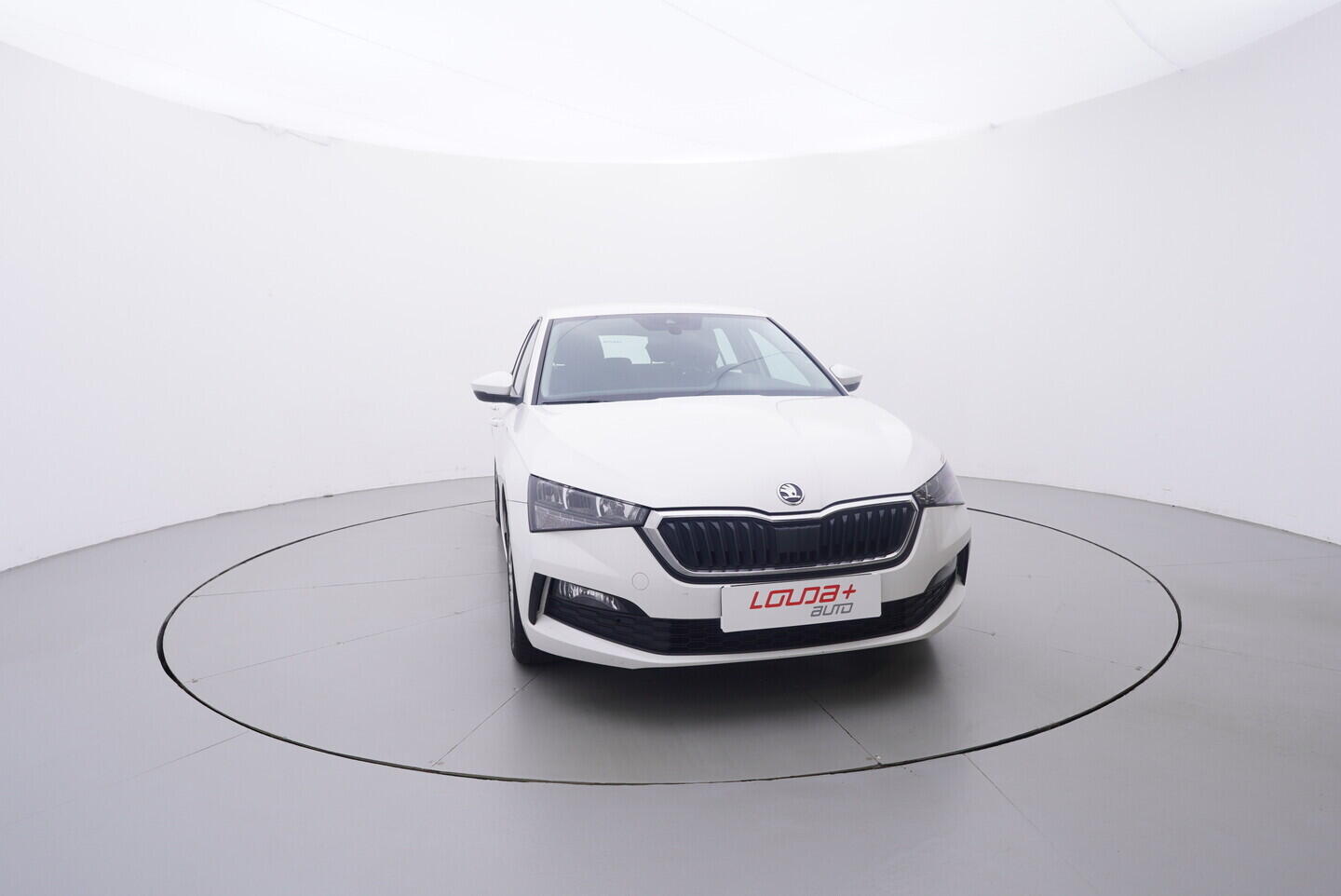 OV190V10677_17.webp_SCALA Ambition 1.0 TSI 70 kW manuál, DPH