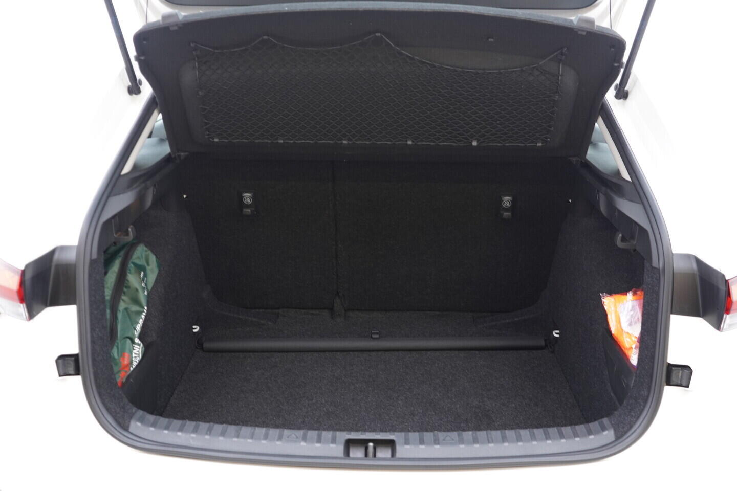 OV190V10677_35.webp_SCALA Ambition 1.0 TSI 70 kW manuál, DPH