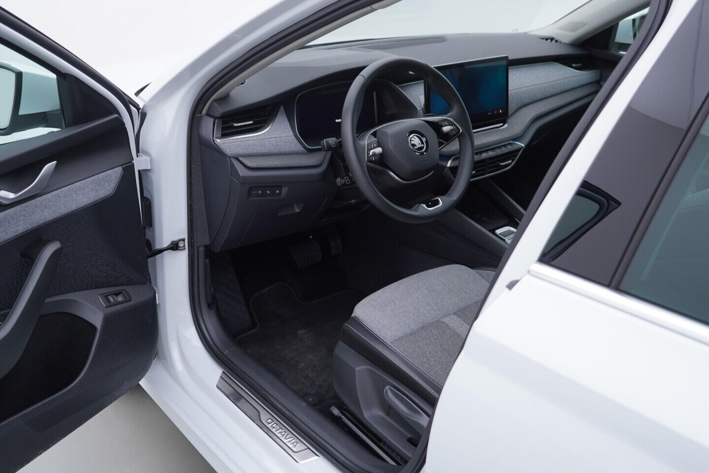 OV190V10678_18.webp_OCTAVIA Selection 2.0 TDI 110 kW automat, DPH