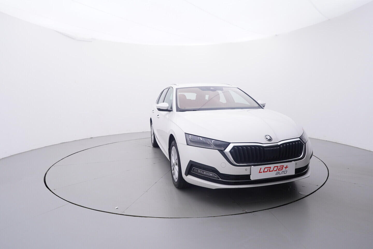 OV190V10681_17.webp_OCTAVIA Style 2.0 TDI 85 kW automat, DPH