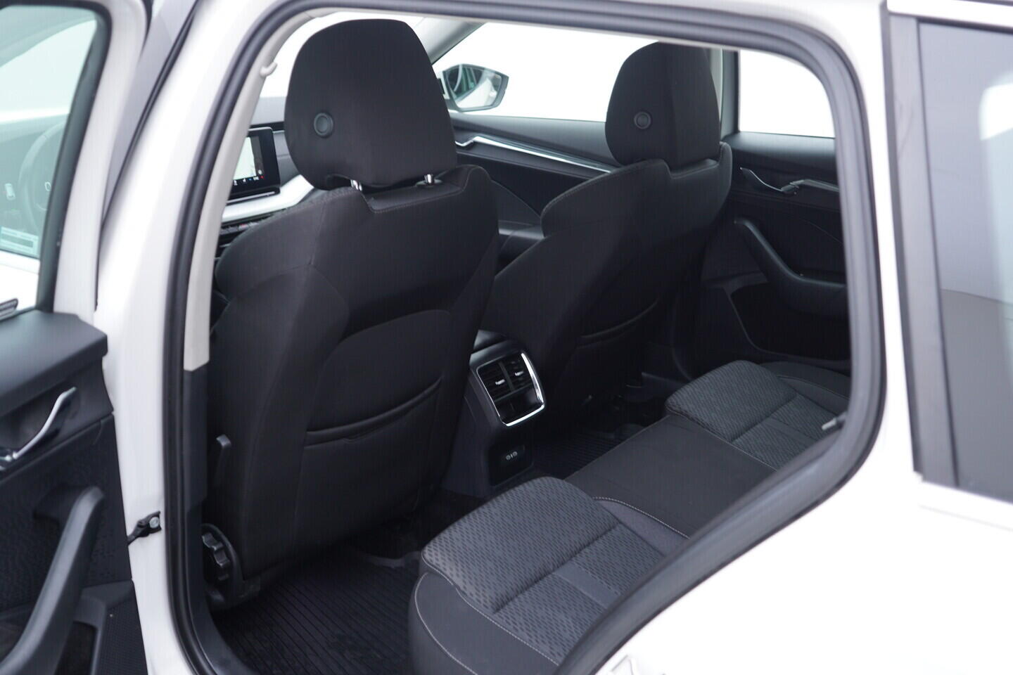 OV190V10681_36.webp_OCTAVIA Style 2.0 TDI 85 kW automat, DPH