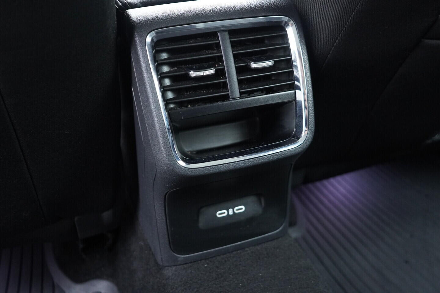 OV190V10681_38.webp_OCTAVIA Style 2.0 TDI 85 kW automat, DPH