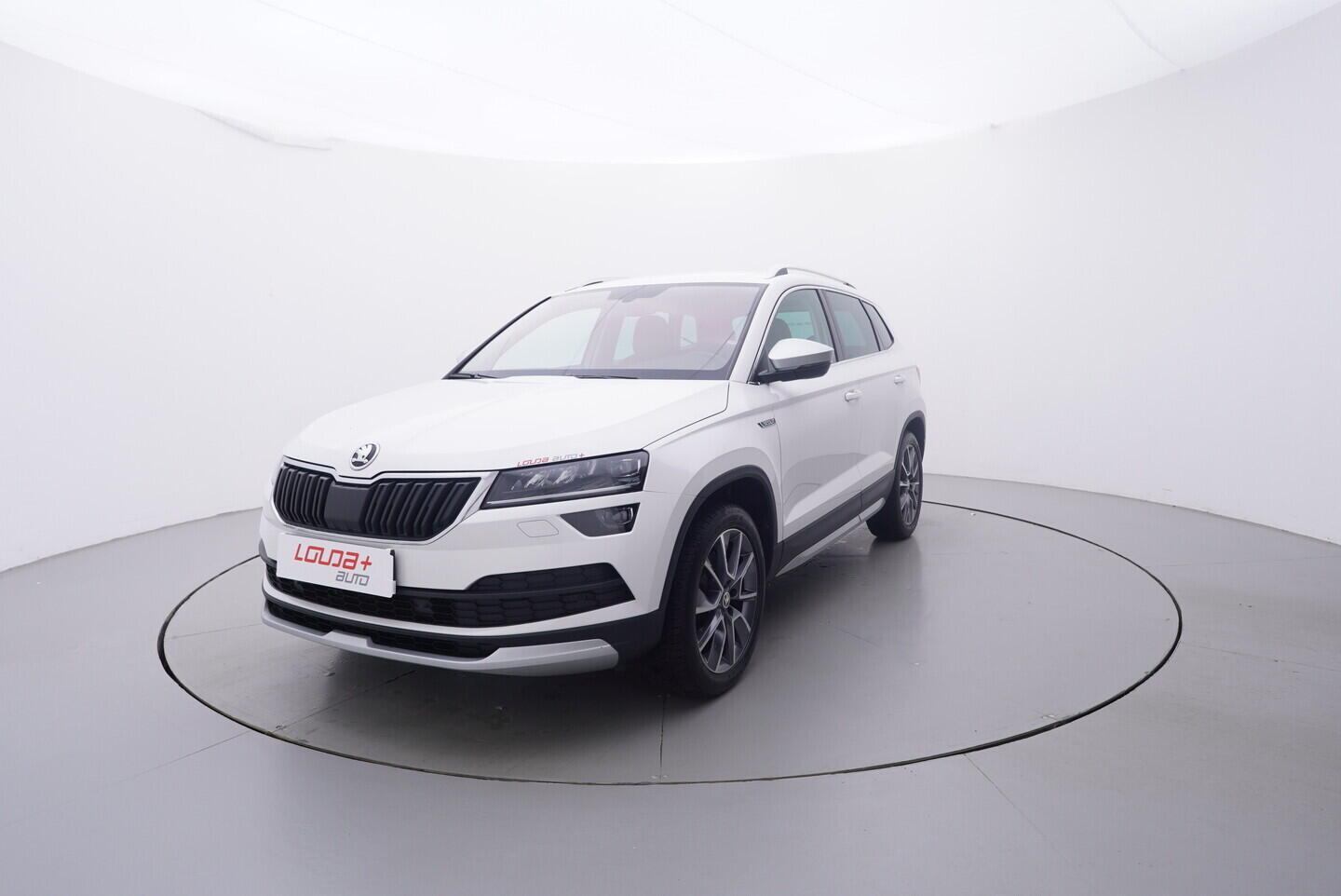 OV190V10682_10.webp_KAROQ Scout 2.0 TDI 110 kW automat, DPH