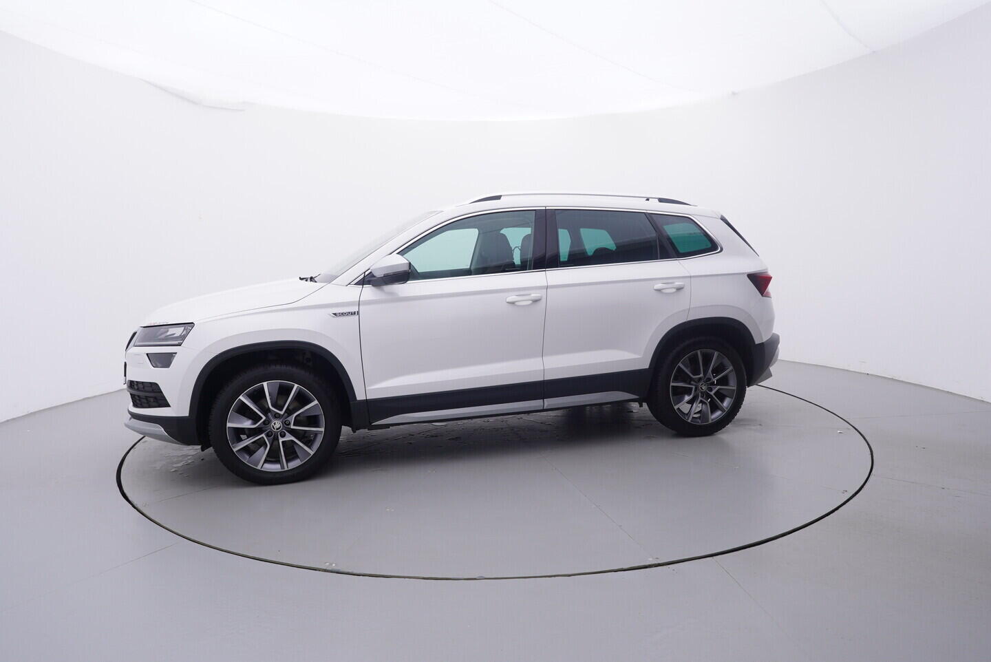 OV190V10682_11.webp_KAROQ Scout 2.0 TDI 110 kW automat, DPH