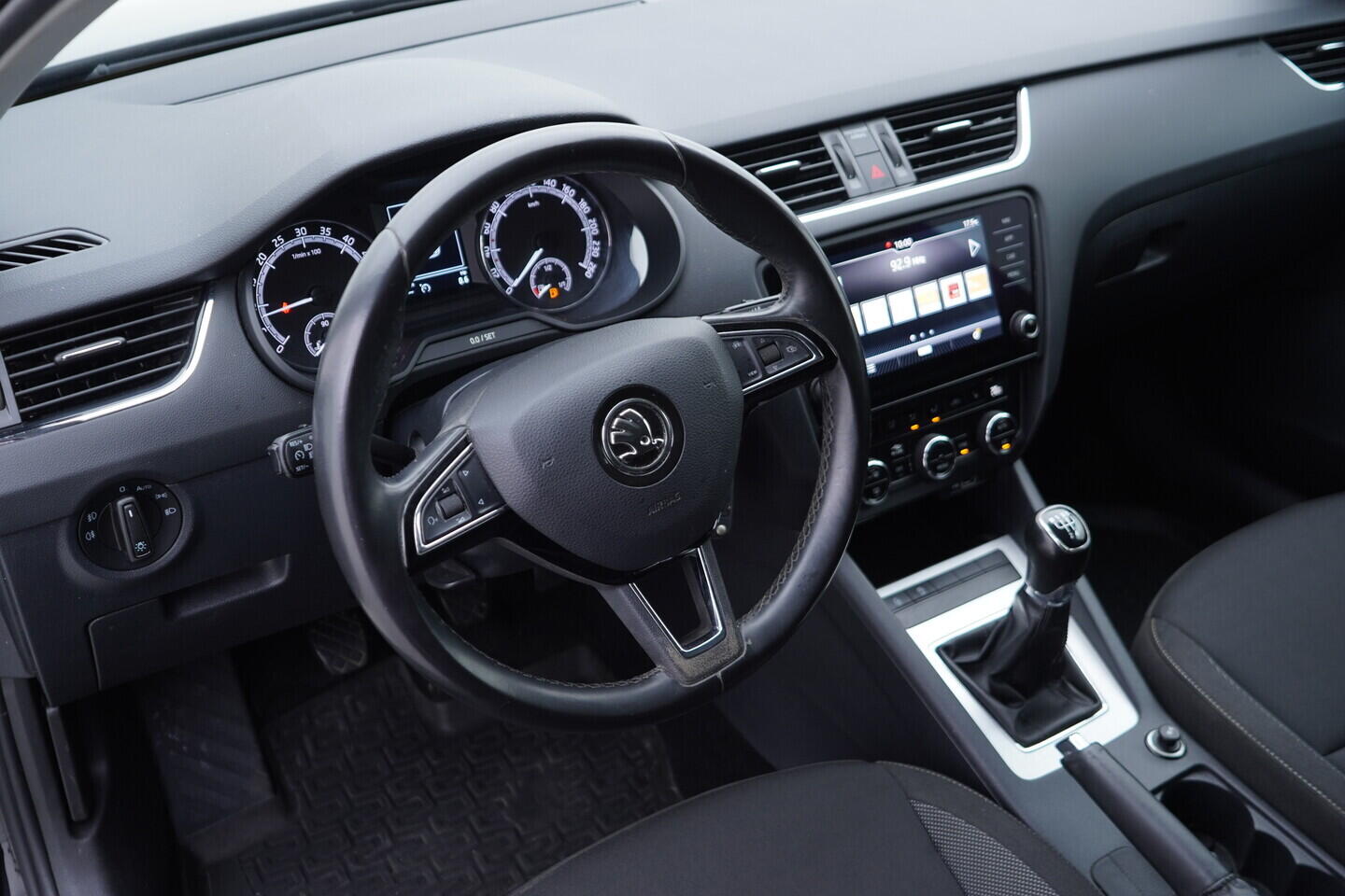 OV190V10685_21.webp_OCTAVIA  1.6 TDI 85 kW manuál