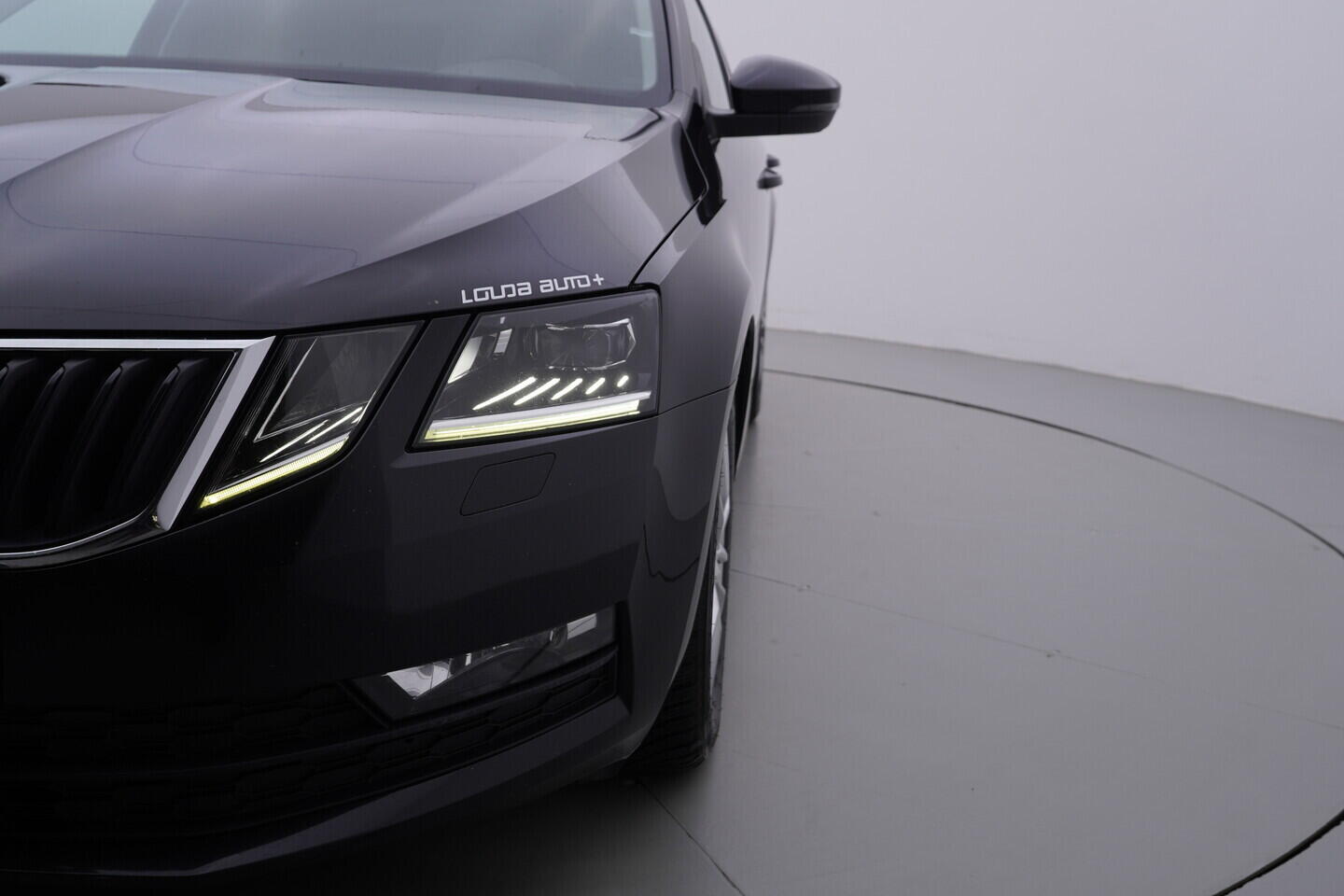 OV190V10685_43.webp_OCTAVIA  1.6 TDI 85 kW manuál