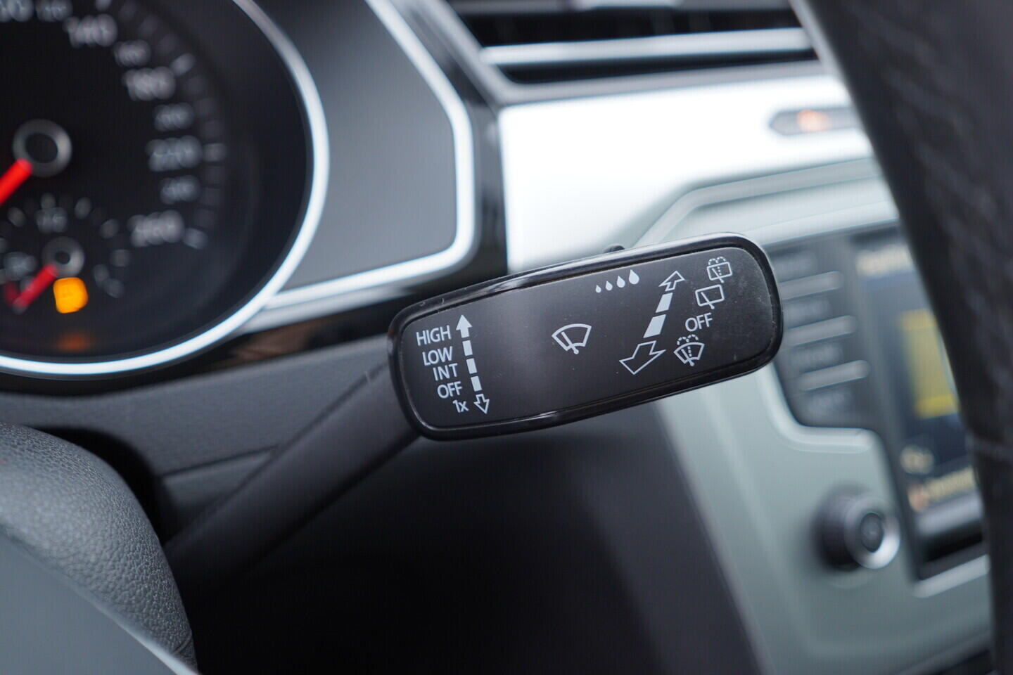 OV190V10686_25.webp_PASSAT Comfortline 1.4 TSI 110 kW manuál