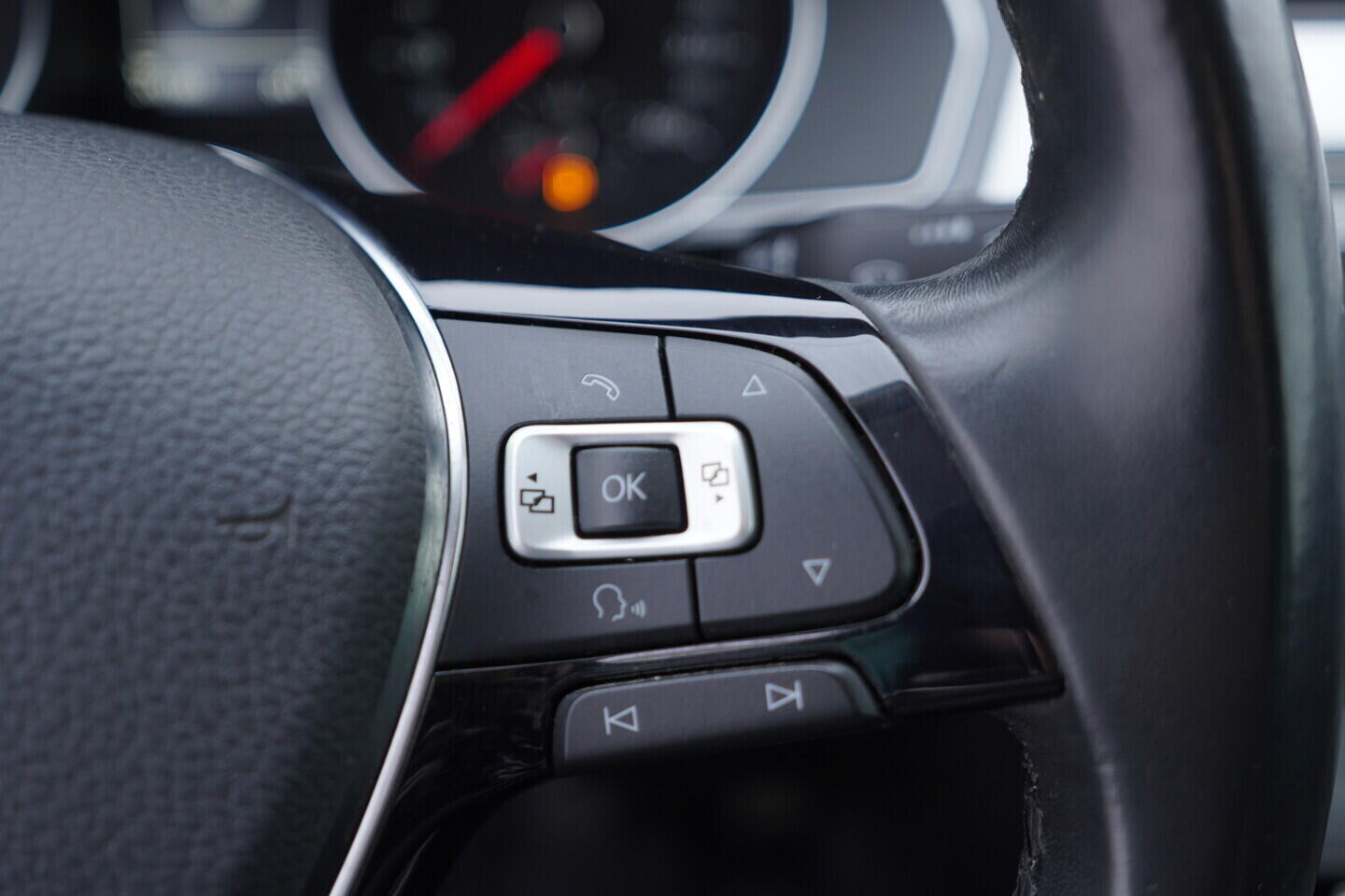 OV190V10686_27.webp_PASSAT Comfortline 1.4 TSI 110 kW manuál