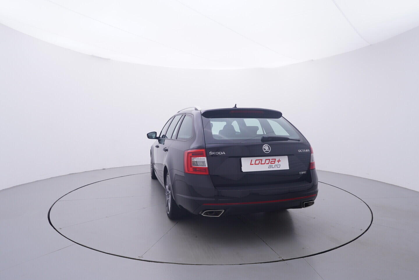 OV190V10688_13.webp_OCTAVIA RS 2.0 TSI 162 kW automat