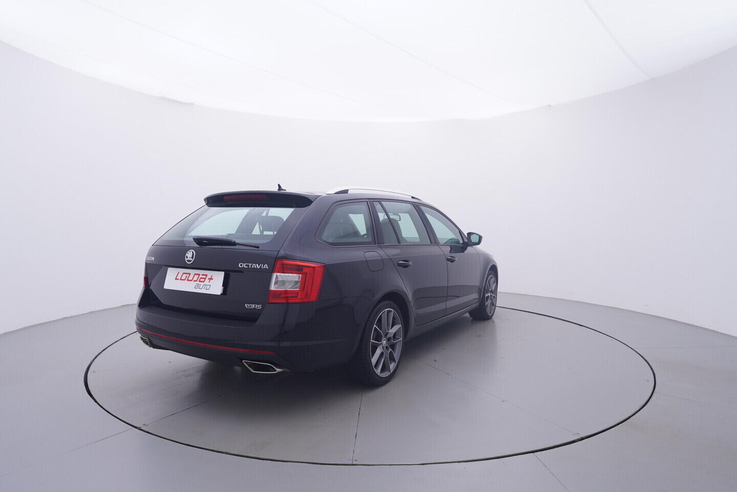 OV190V10688_14.webp_OCTAVIA RS 2.0 TSI 162 kW automat