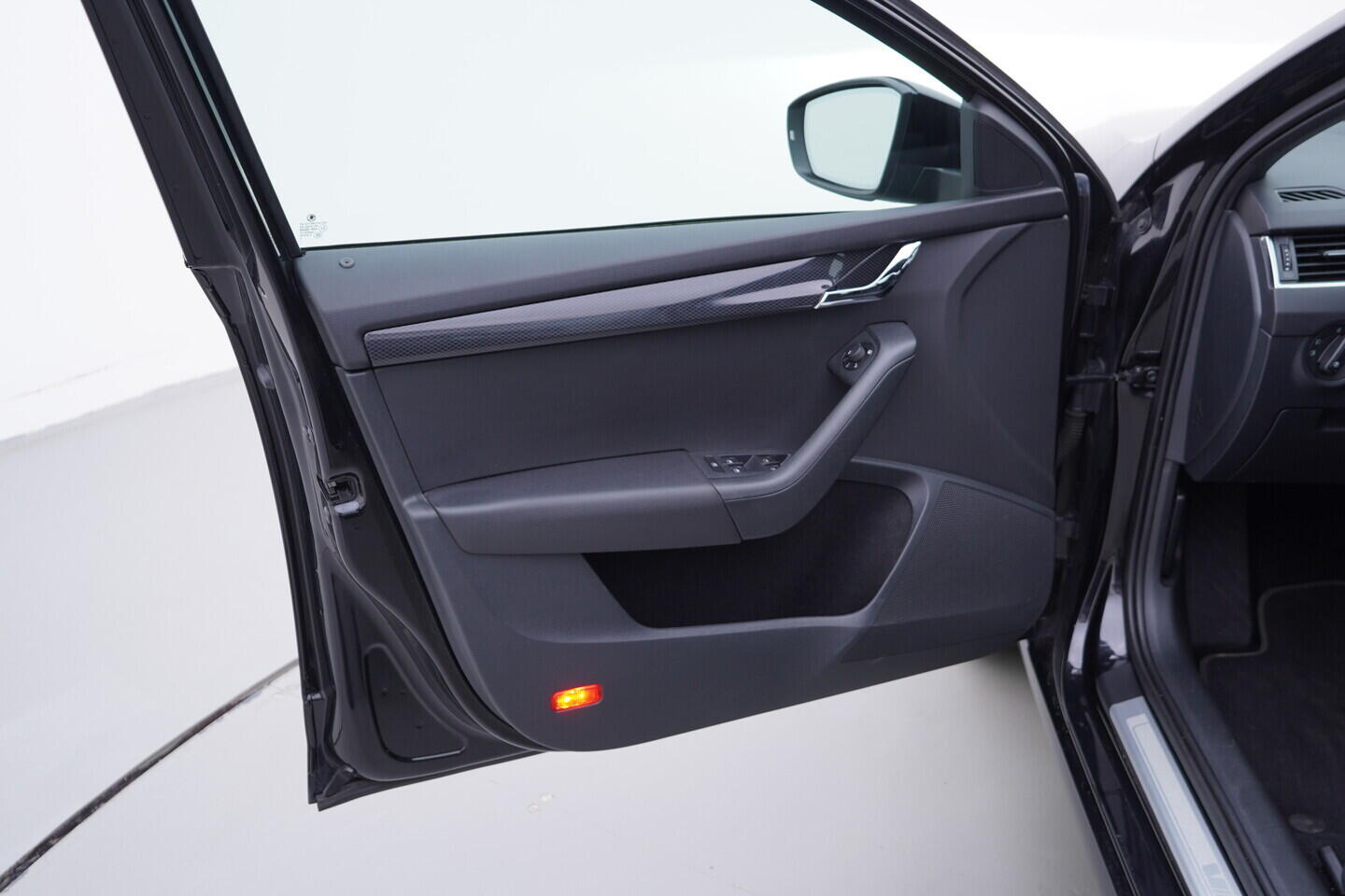 OV190V10688_19.webp_OCTAVIA RS 2.0 TSI 162 kW automat