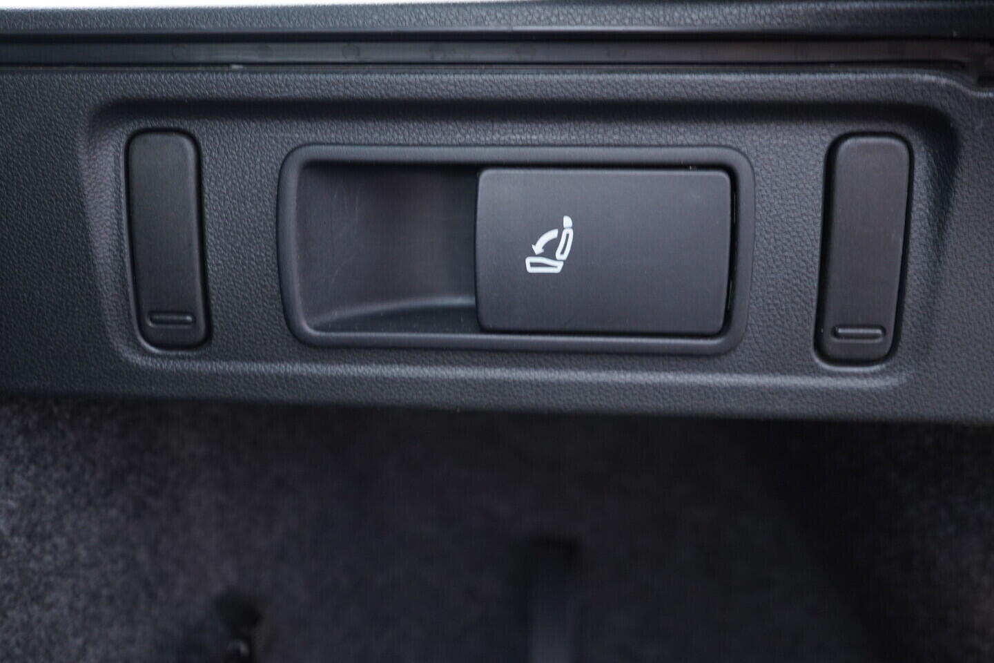 OV190V10688_38.webp_OCTAVIA RS 2.0 TSI 162 kW automat