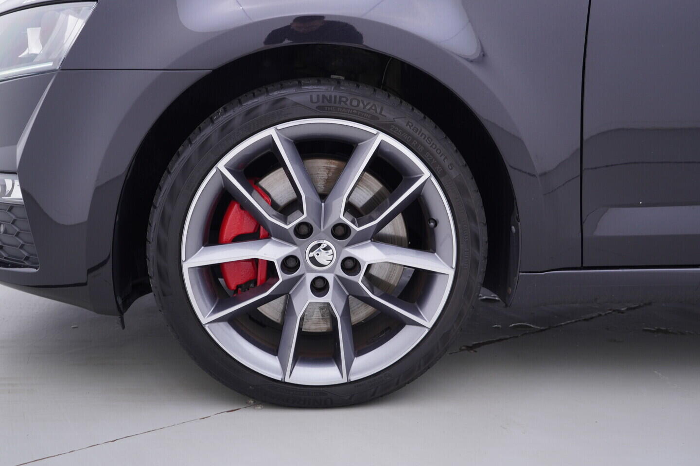 OV190V10688_40.webp_OCTAVIA RS 2.0 TSI 162 kW automat