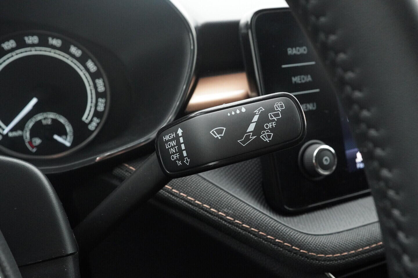 OV190V10691_20.webp_FABIA Top Selection 1.0 TSI 85 kW automat, DPH