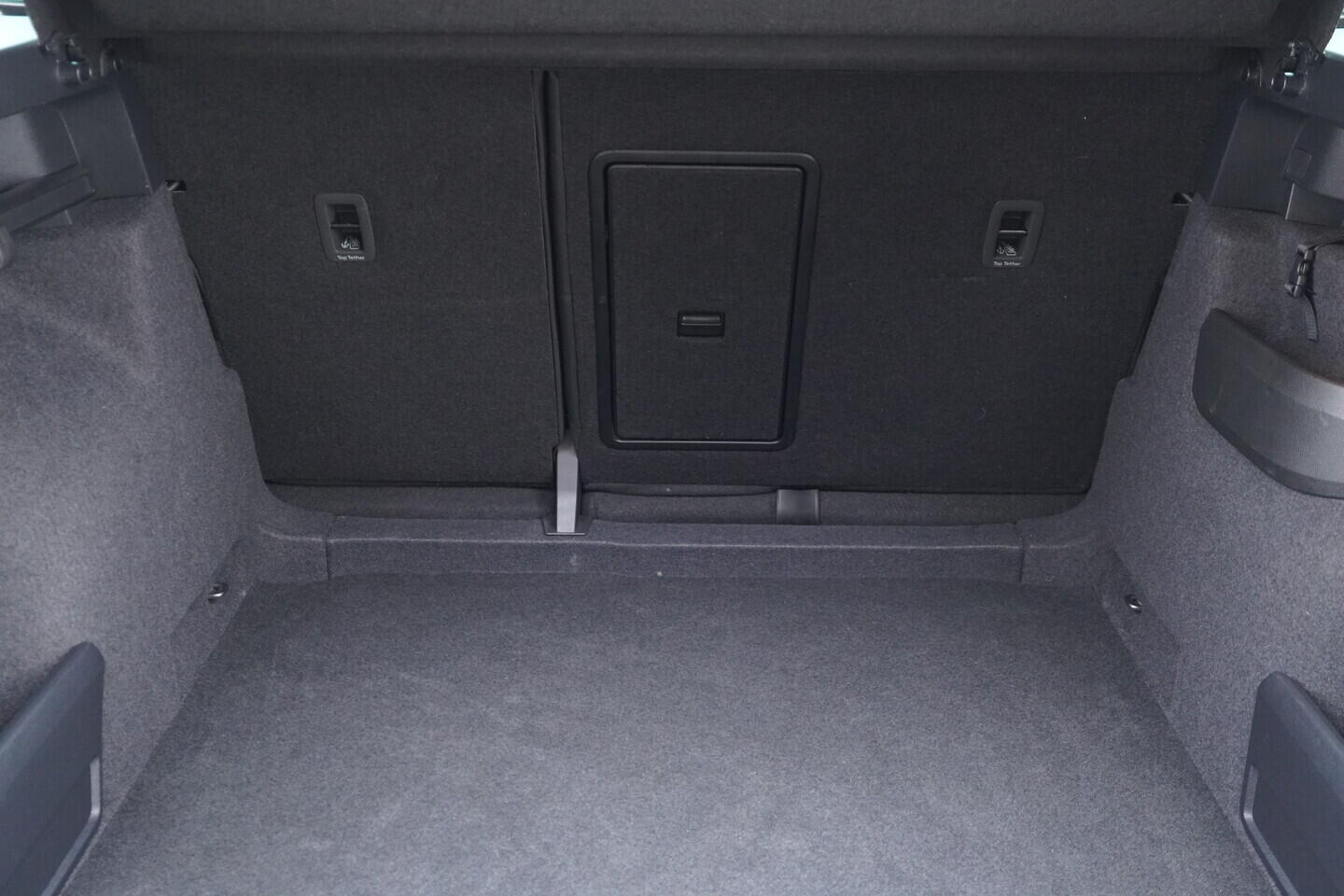 OV190V10696_39.webp_KAROQ Selection 1.5 TSI 110 kW automat, DPH