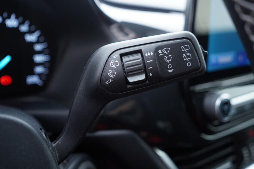 OV190V10697_25.webp_PUMA Titanium 1.0  92 kW manuál