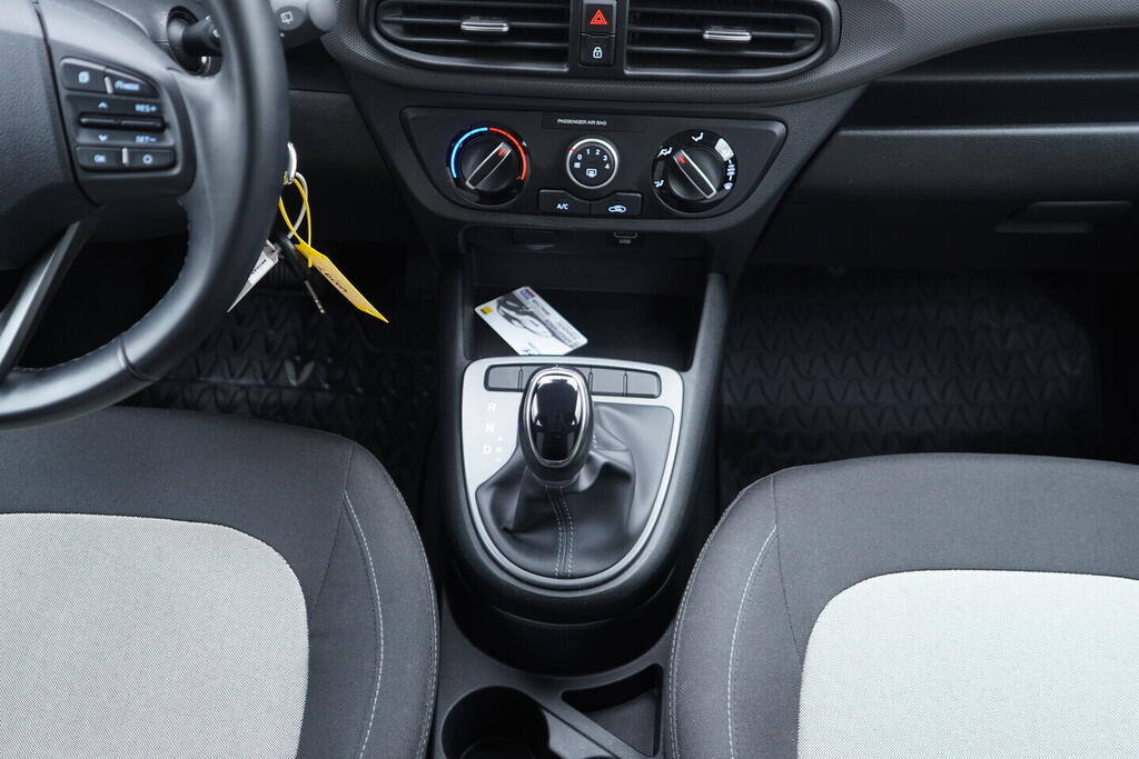 OV190V10698_29.webp_I10 Comfort Go 1.0  49 kW automat, DPH