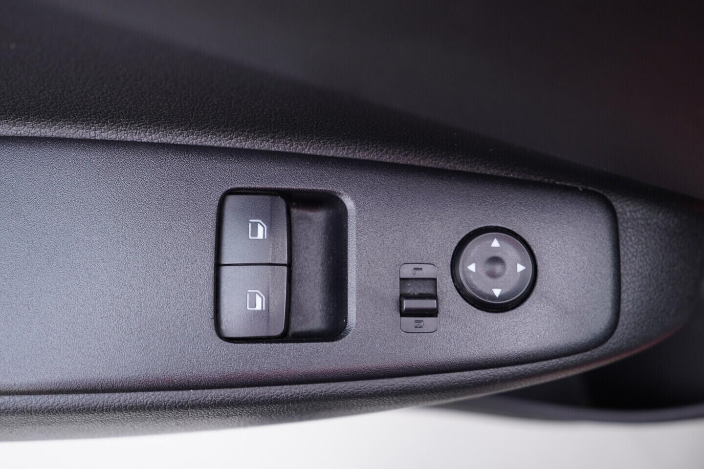 OV190V10699_20.webp_I10 Comfort Go 1.0  49 kW automat, DPH