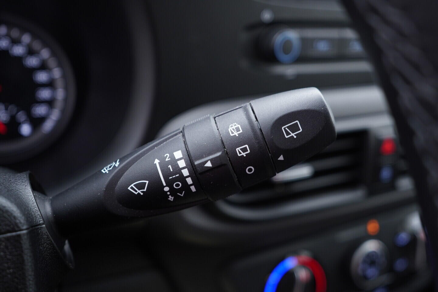 OV190V10699_24.webp_I10 Comfort Go 1.0  49 kW automat, DPH