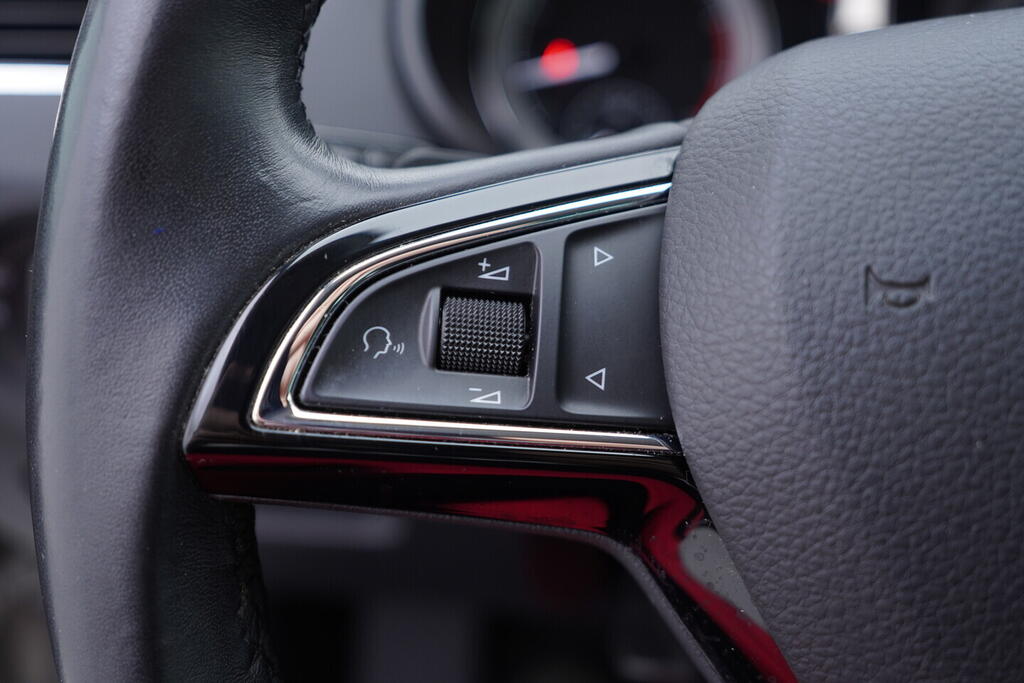 OV190V10700_25.webp_OCTAVIA Style 1.4 TSI 110 kW automat