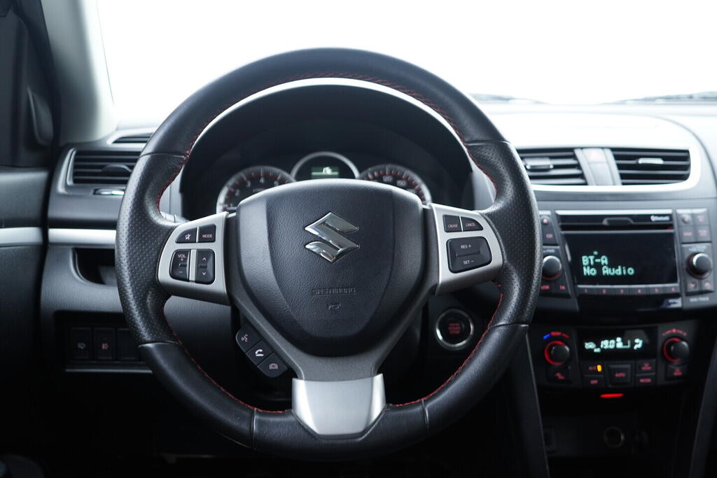 OV190V10701_29.webp_SWIFT Sport 1.6 VVTI 100 kW manuál