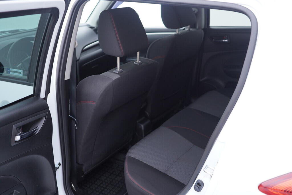 OV190V10701_34.webp_SWIFT Sport 1.6 VVTI 100 kW manuál