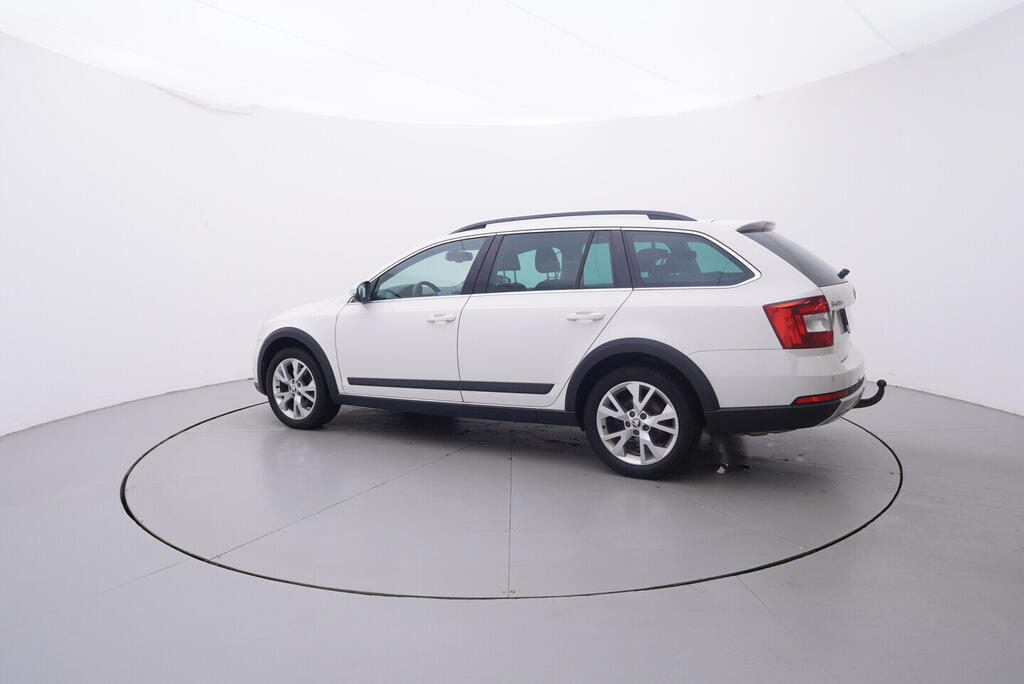 OV190V10704_12.webp_OCTAVIA Scout 2.0 TDI 135 kW automat