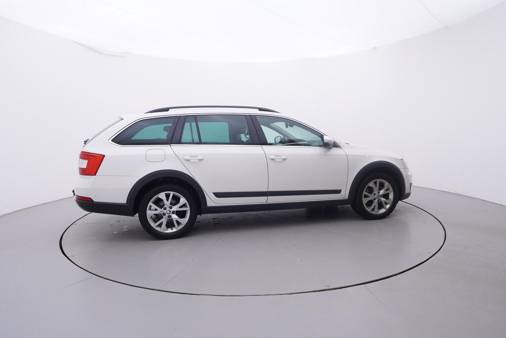OV190V10704_15.webp_OCTAVIA Scout 2.0 TDI 135 kW automat