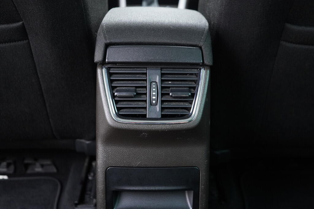 OV190V10704_37.webp_OCTAVIA Scout 2.0 TDI 135 kW automat