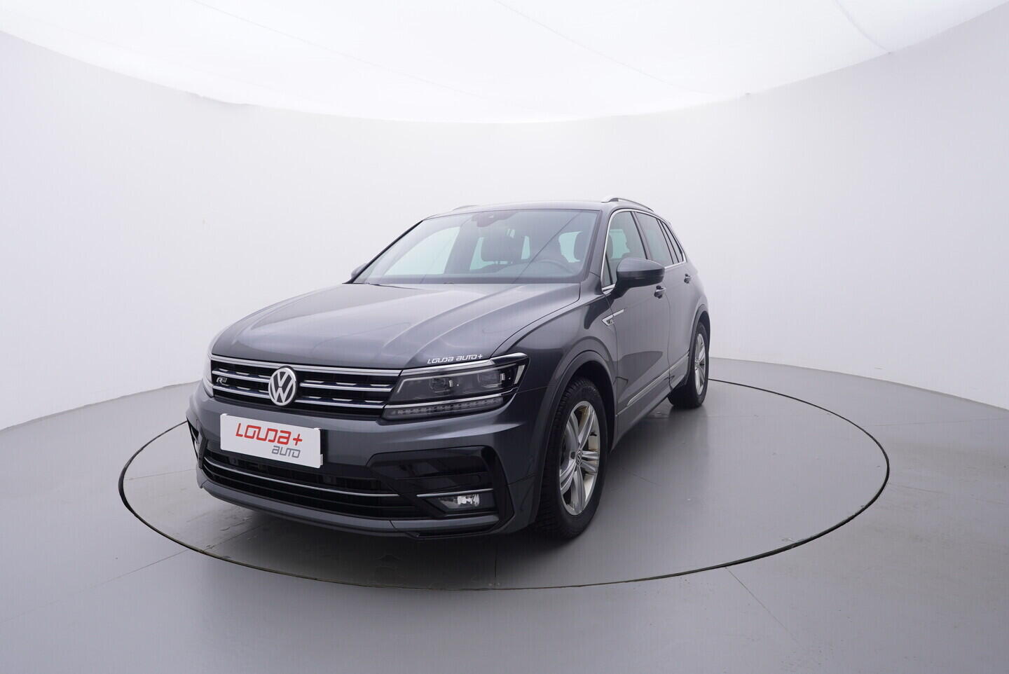 OV190V10705_10.webp_TIGUAN R-line  2.0 TDI 110 kW automat