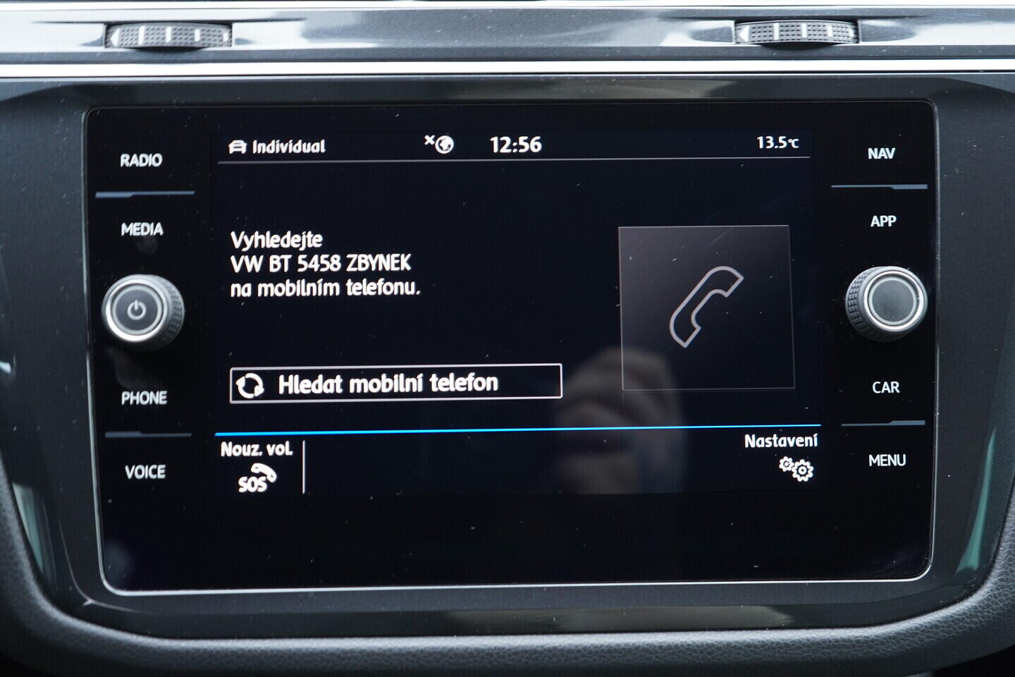 OV190V10705_31.webp_TIGUAN R-line  2.0 TDI 110 kW automat