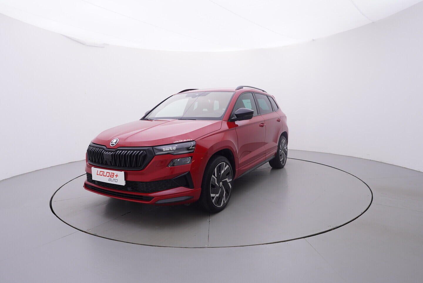 OV190V10706_10.webp_KAROQ SportLine 2.0 TSI 140 kW automat