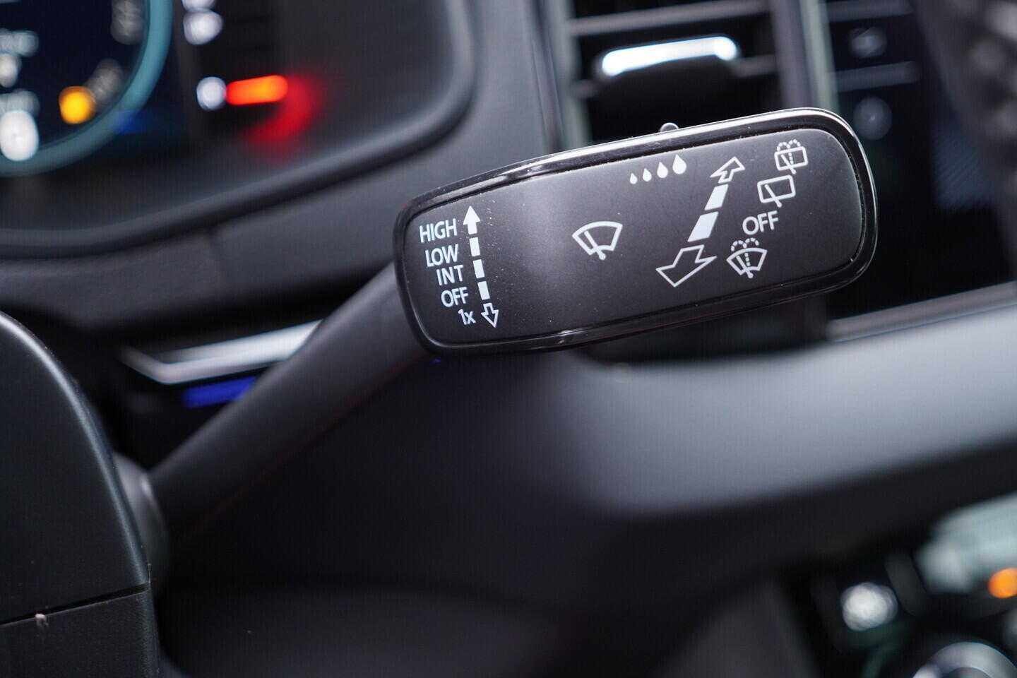 OV190V10706_26.webp_KAROQ SportLine 2.0 TSI 140 kW automat