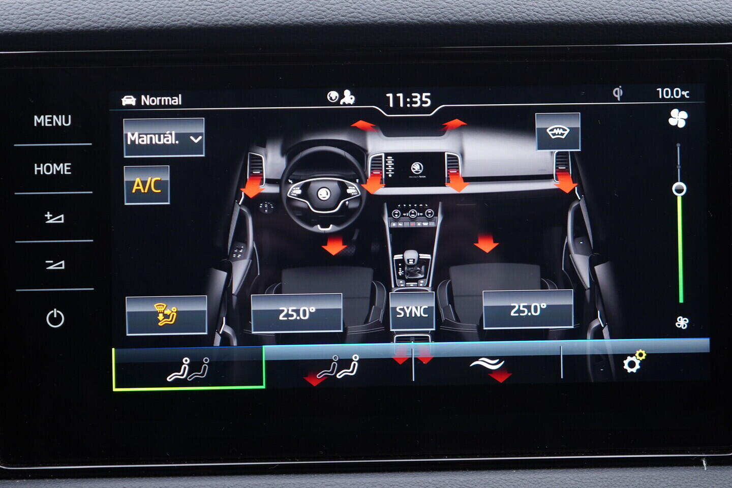 OV190V10706_32.webp_KAROQ SportLine 2.0 TSI 140 kW automat