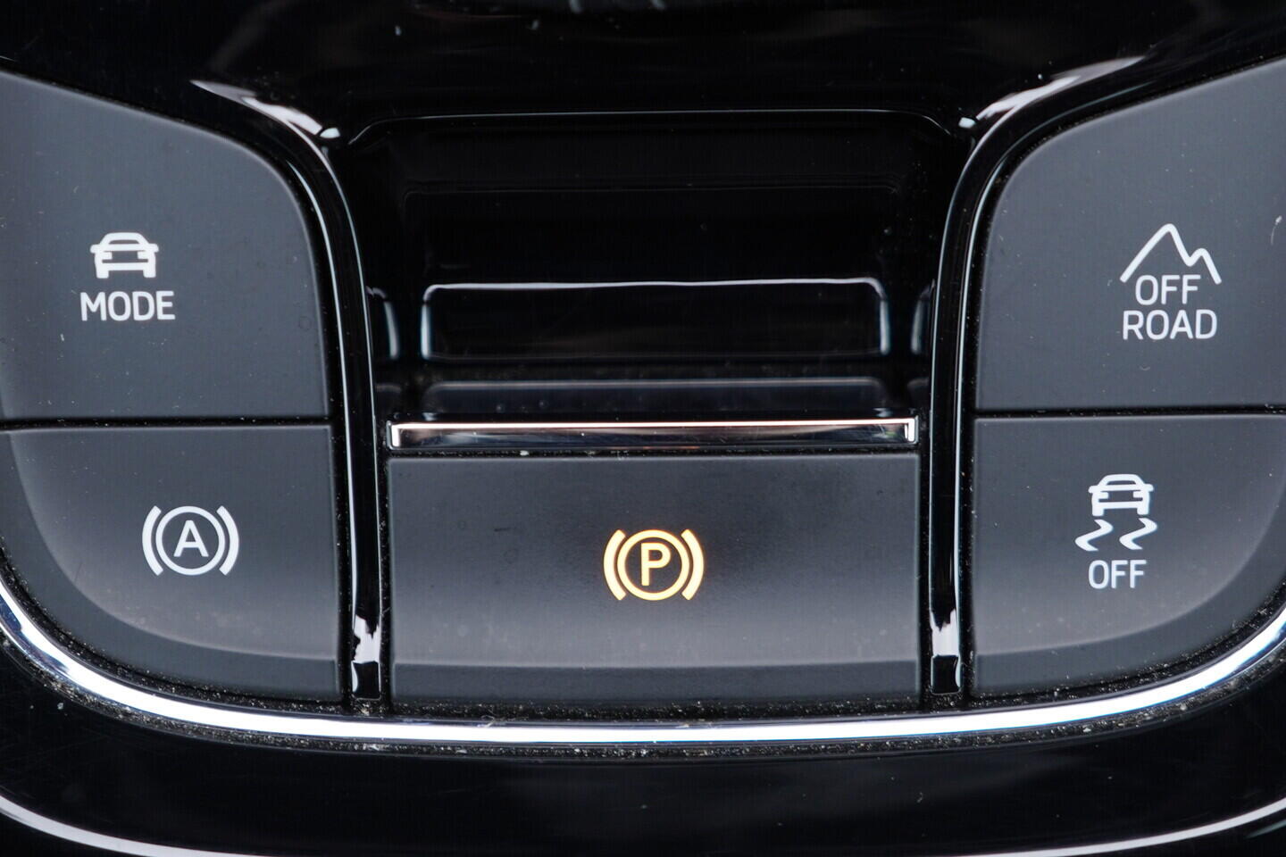 OV190V10706_36.webp_KAROQ SportLine 2.0 TSI 140 kW automat