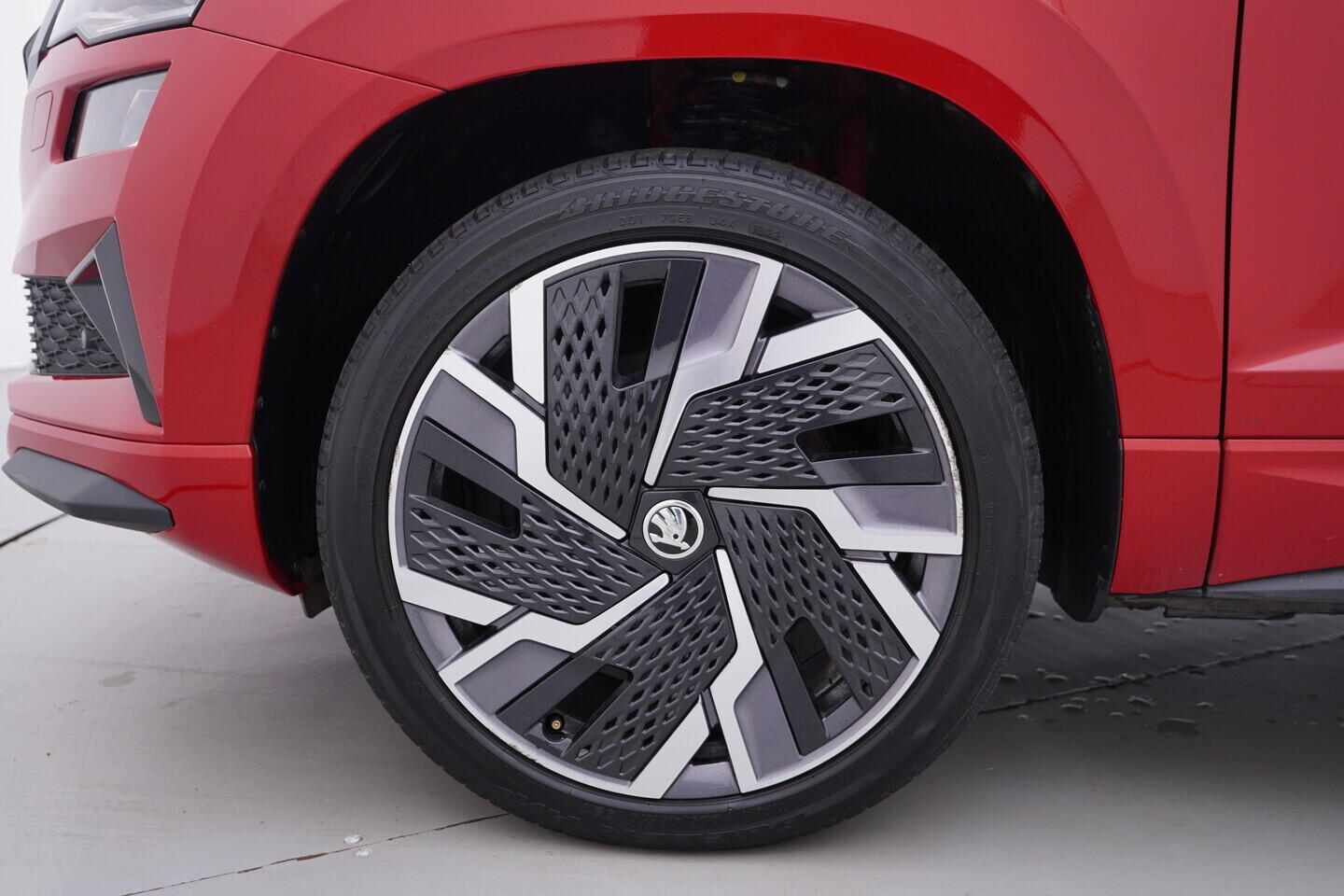 OV190V10706_45.webp_KAROQ SportLine 2.0 TSI 140 kW automat