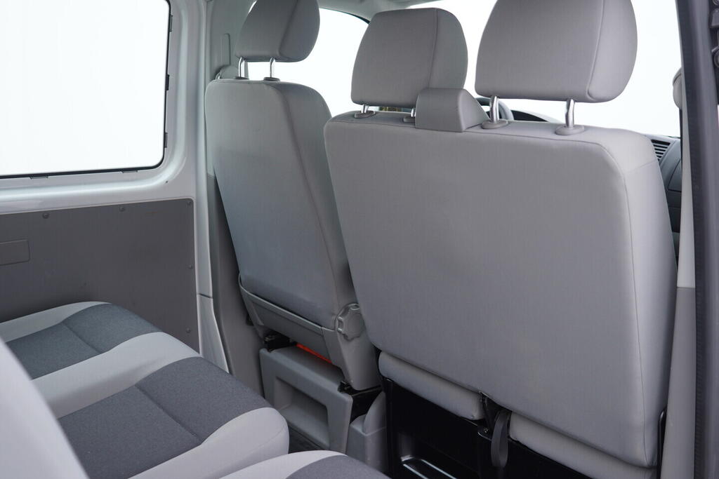 OV190V10707_29.webp_TRANSPORTER KOMBI  2.0 TDI 75 kW manuál, DPH