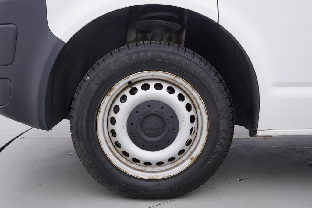 OV190V10707_34.webp_TRANSPORTER KOMBI  2.0 TDI 75 kW manuál, DPH