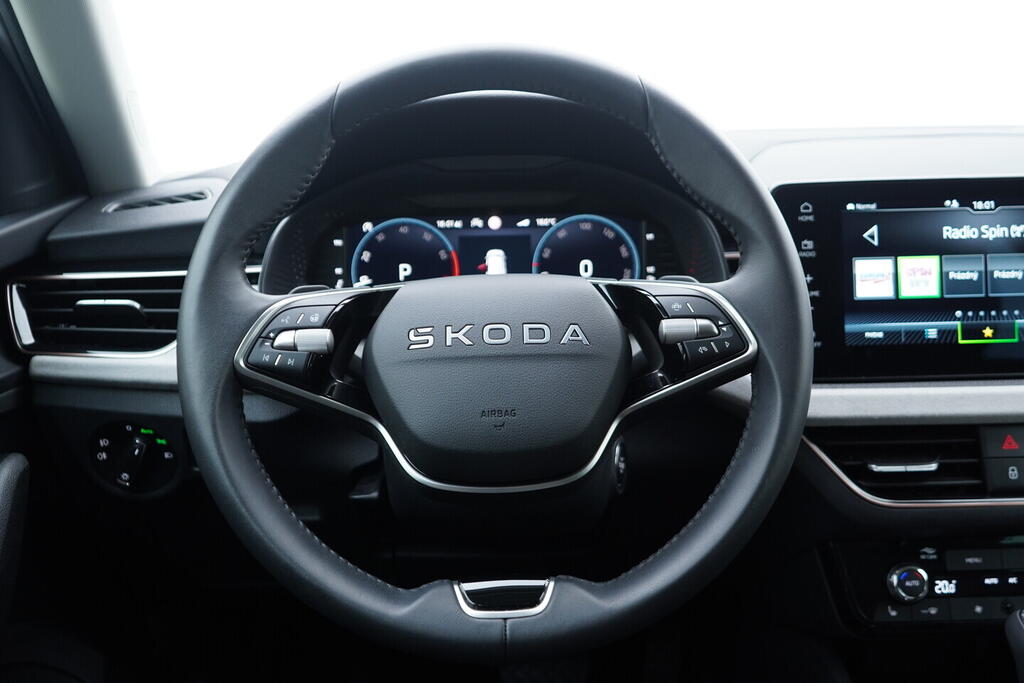 OV190V10708_28.webp_SCALA Top Selection 1.5 TSI 110 kW automat, DPH