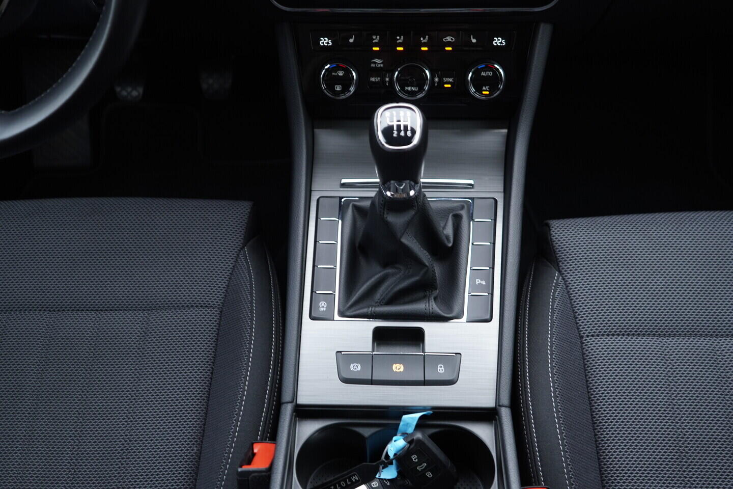 OV190V10709_35.webp_SUPERB Style 2.0 TDI 110 kW manuál, DPH