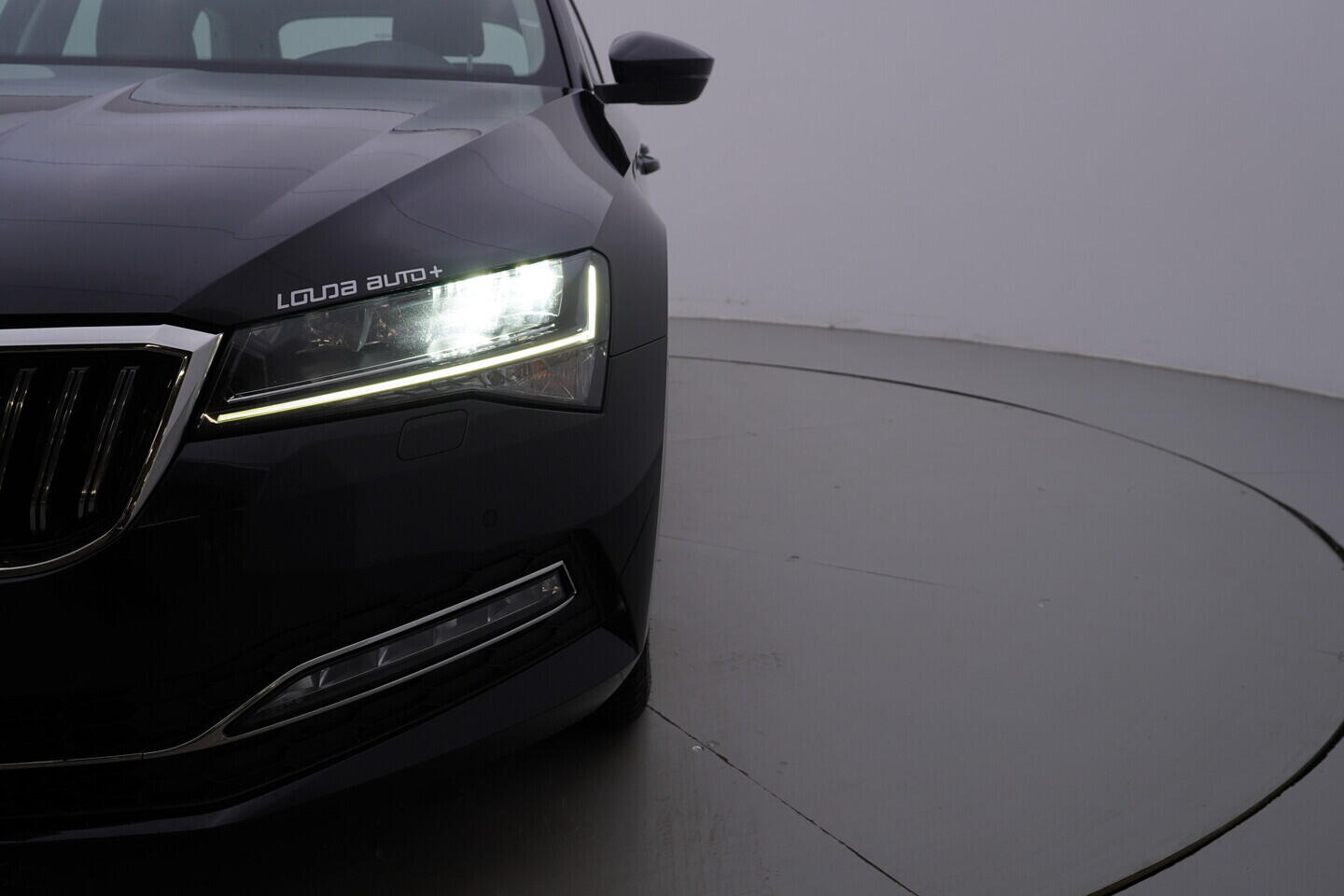 OV190V10709_43.webp_SUPERB Style 2.0 TDI 110 kW manuál, DPH