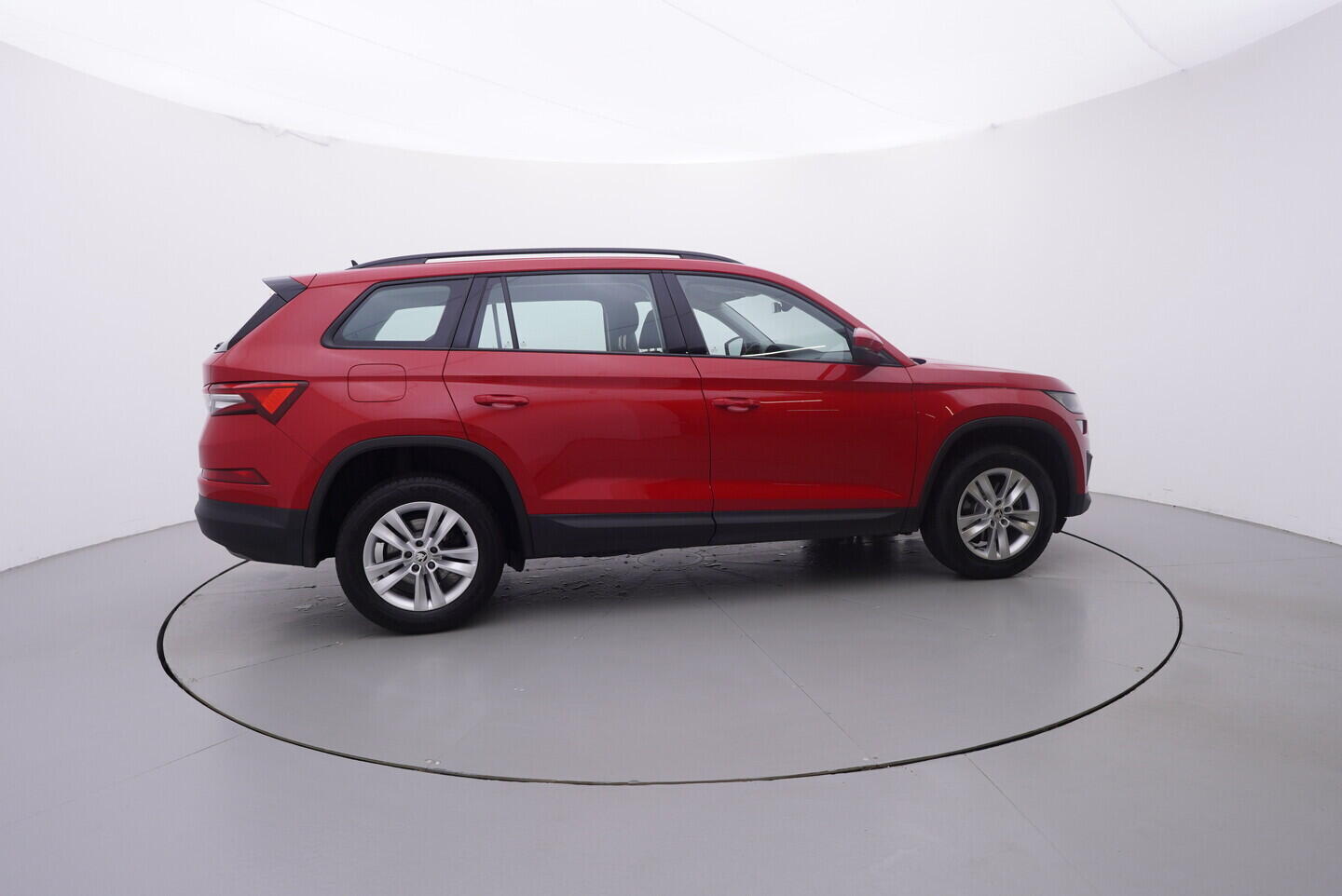 OV190V10710_15.webp_KODIAQ Ambition 2.0 TDI 110 kW automat, DPH