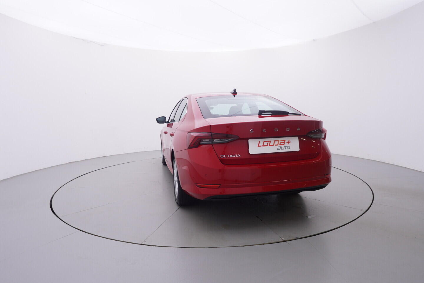 OV190V10711_13.webp_OCTAVIA Style 1.5 TSI 110 kW manuál, DPH