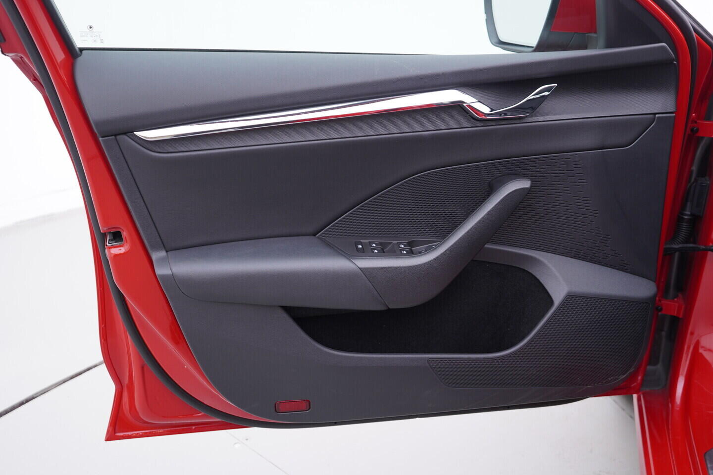 OV190V10711_19.webp_OCTAVIA Style 1.5 TSI 110 kW manuál, DPH