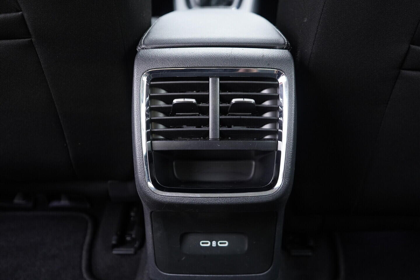 OV190V10711_34.webp_OCTAVIA Style 1.5 TSI 110 kW manuál, DPH