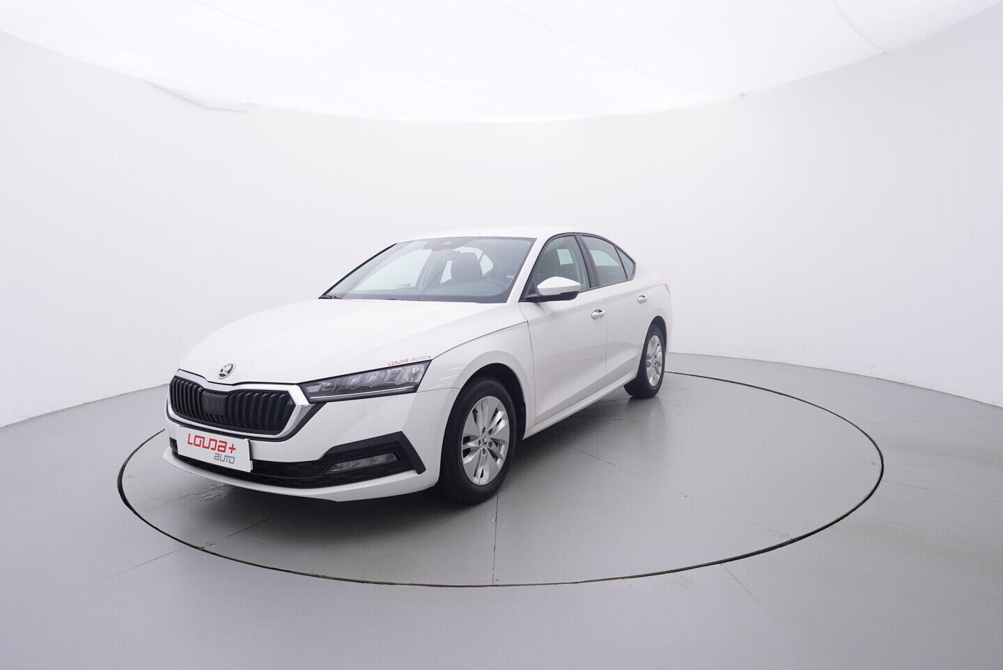 OV190V10714_10.webp_OCTAVIA Ambition 2.0 TDI 85 kW manuál, DPH