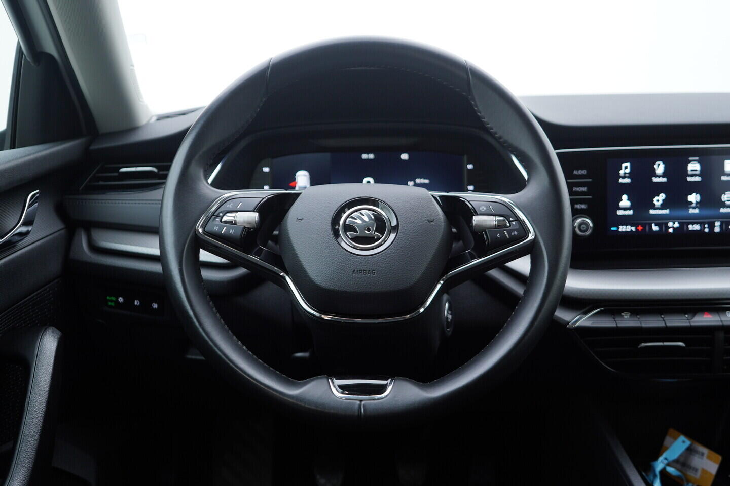 OV190V10714_26.webp_OCTAVIA Ambition 2.0 TDI 85 kW manuál, DPH