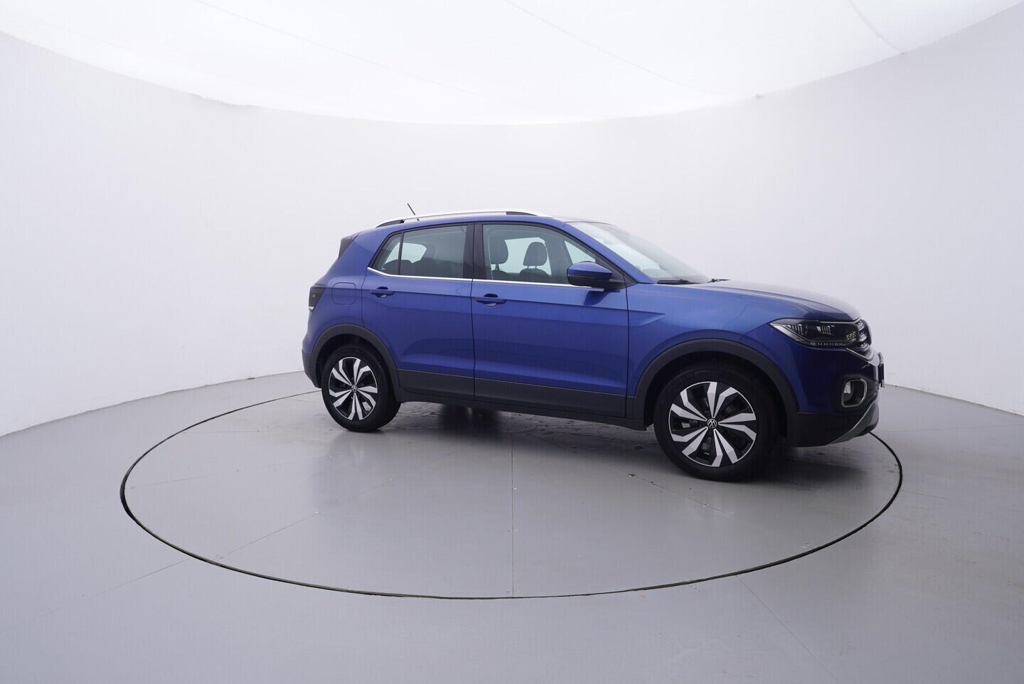 OV190V10715_12.webp_T-CROSS Style 1.0 TSI 81 kW manuál