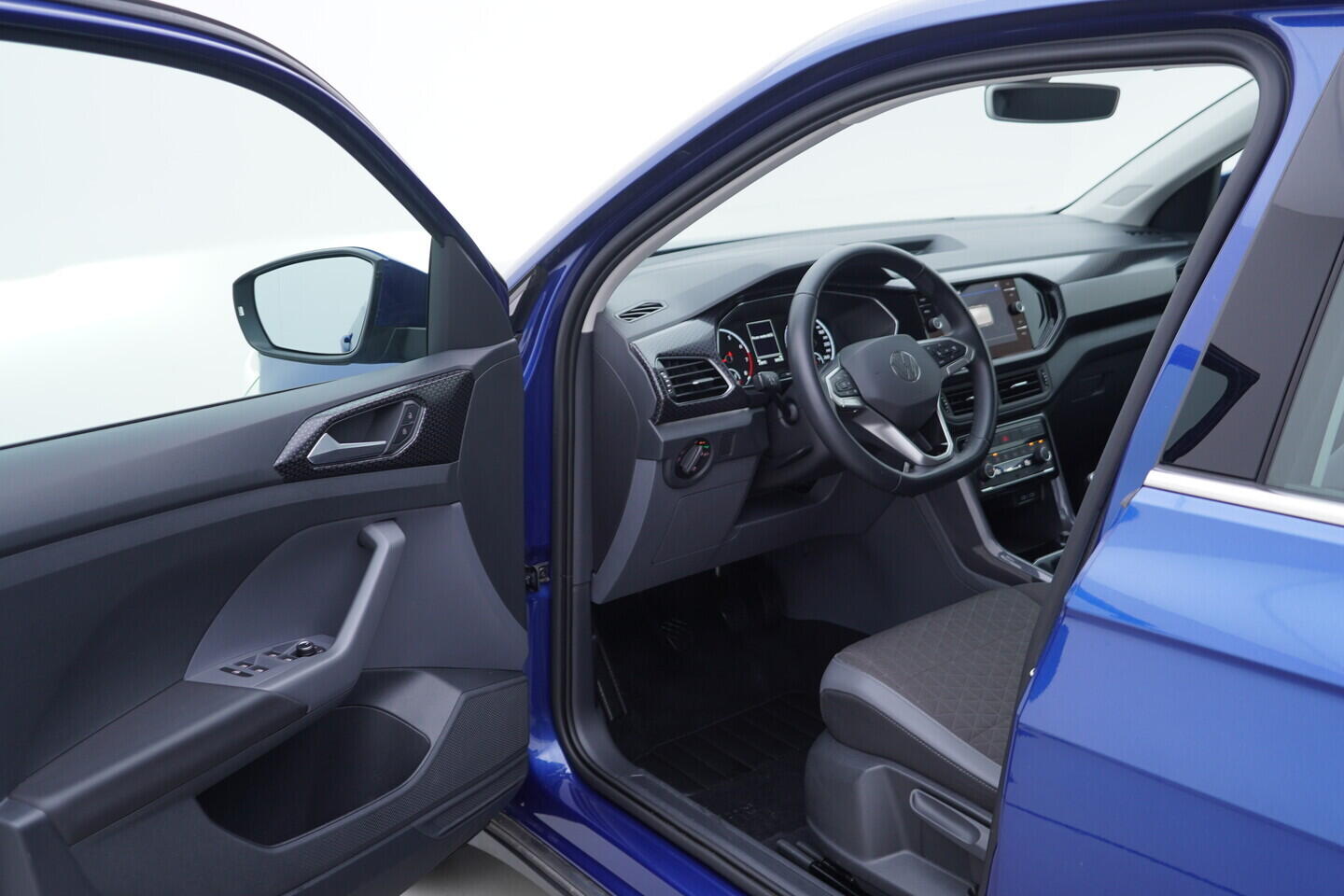 OV190V10715_18.webp_T-CROSS Style 1.0 TSI 81 kW manuál